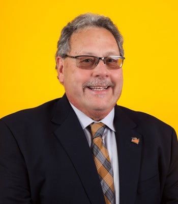 Portrait of Bob Sparks, Broker/Agent.